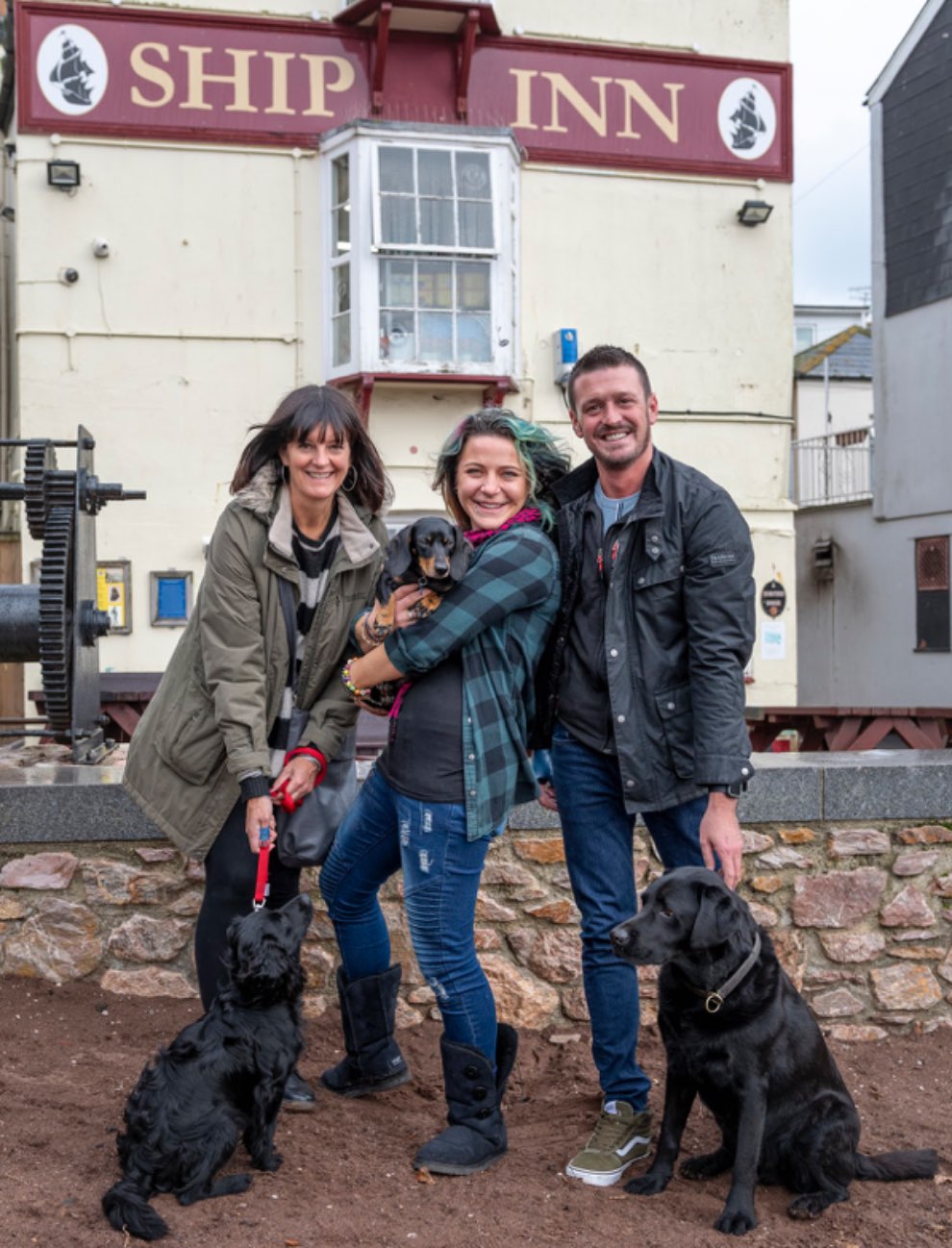 Teignmouth’s Ship Inn crowned the most dogfriendly pub in the SW The